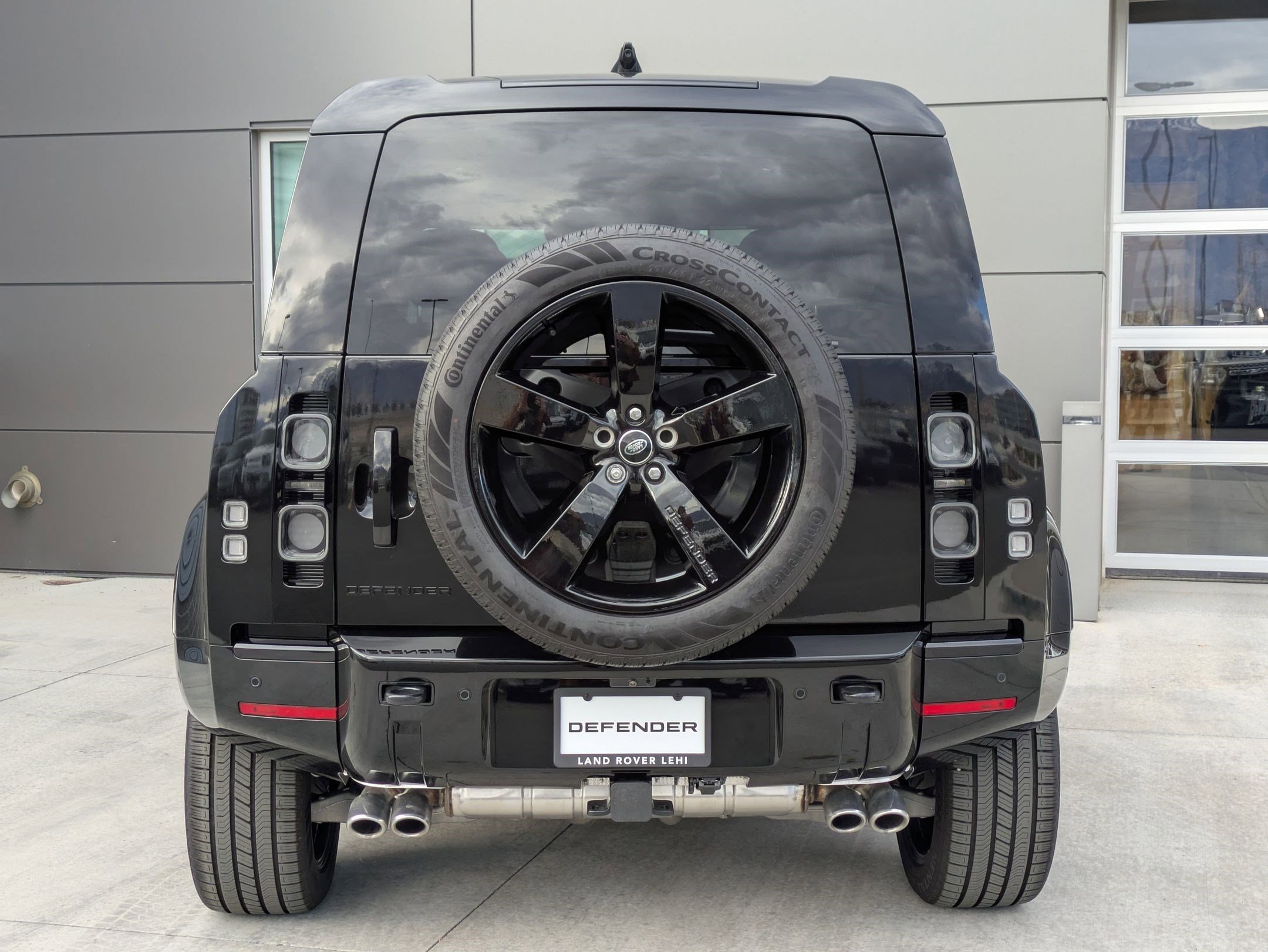 2025 Land Rover Defender V8 - Photo 7