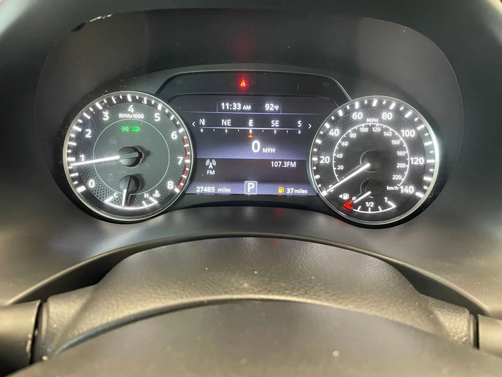 Used 2023 Gray Nissan SL image 7