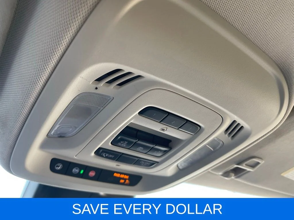 Used 2023 Blue Buick Avenir image 22