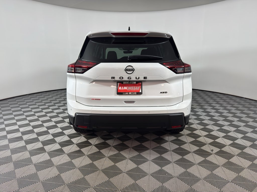 New 2026 Everest White Pearl TriCoat Nissan Dark Armor™ image 8