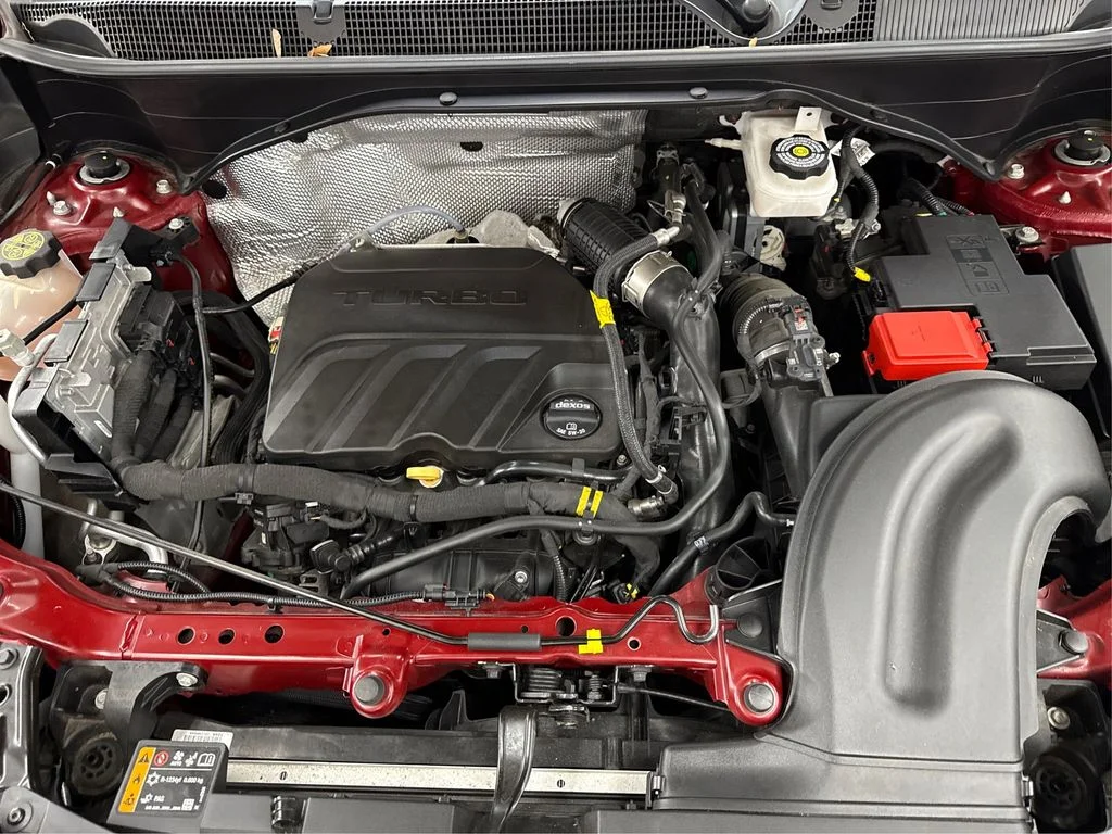 Used 2022 Red Buick Preferred image 13