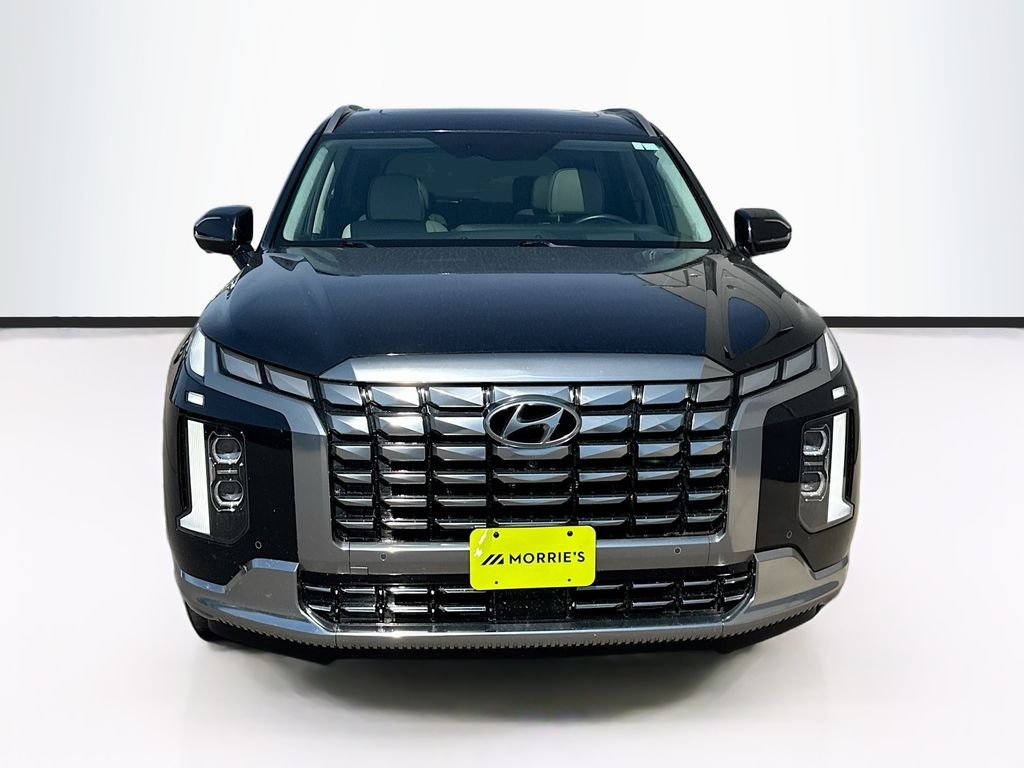 Used 2023 White Hyundai Calligraphy image 2