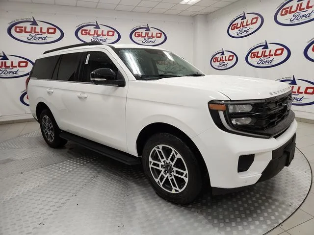 2026 Ford Expedition Active 4x4's photo