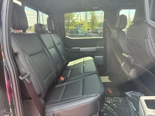 New 2026 Agate Black Metallic Ford XLT image 29
