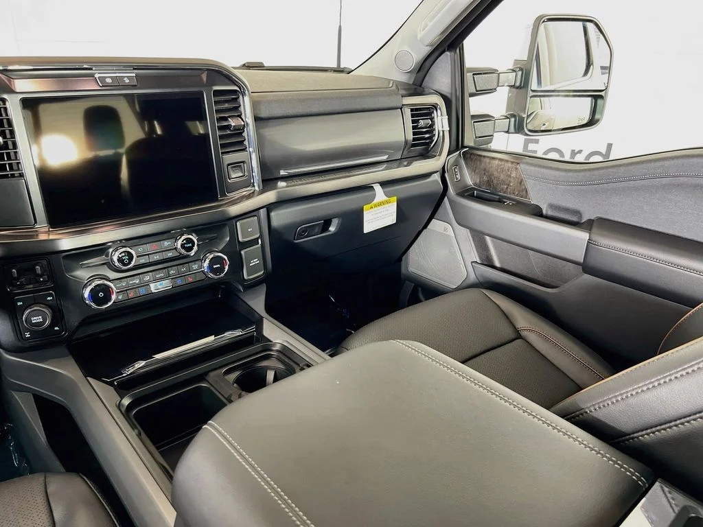 New 2026 Carbonized Gray Metallic Ford Lariat image 27