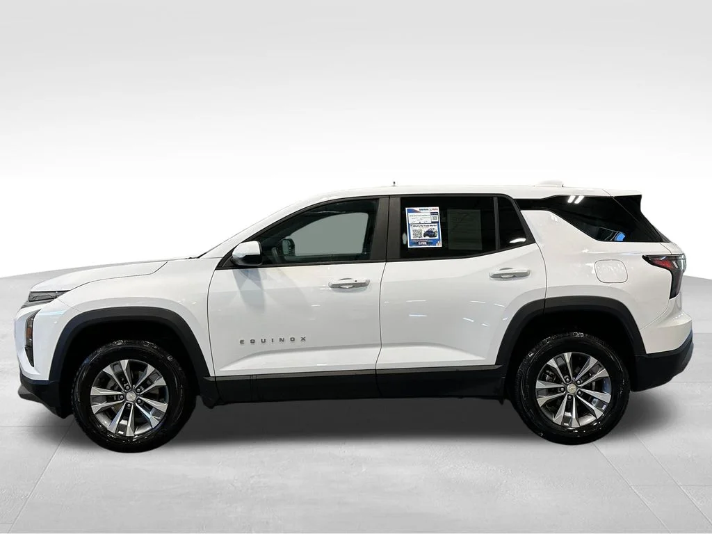 Used 2026 White Chevrolet LT image 4