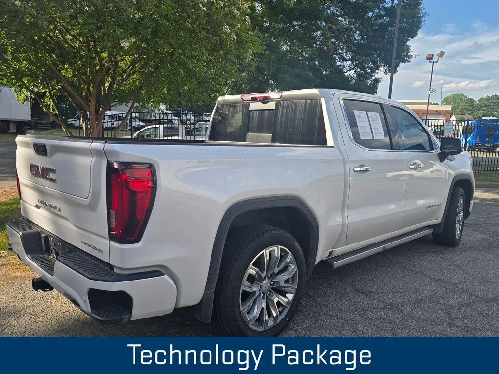 Used 2023 White GMC Denali image 3