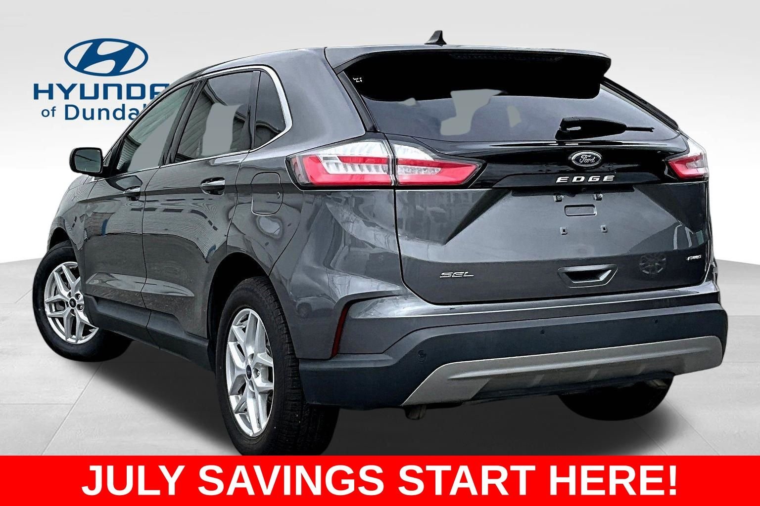 Used 2023 Gray Ford SEL image 3