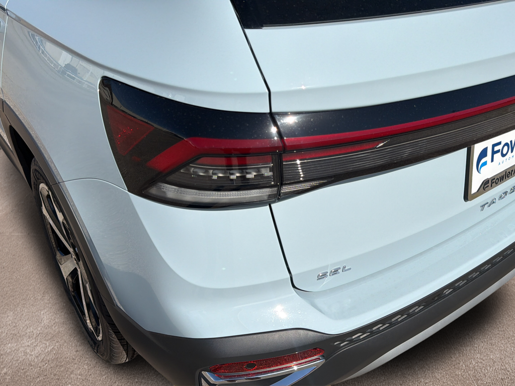 New 2027 Gray Volkswagen 1.5T SEL image 23