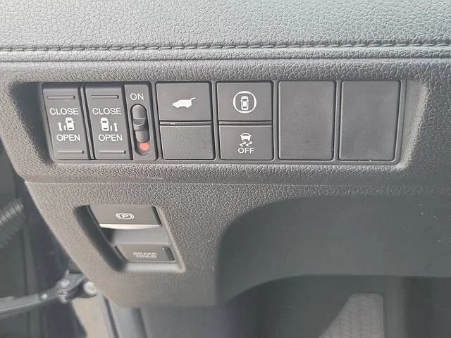 Used 2024 Black Honda EX-L image 18