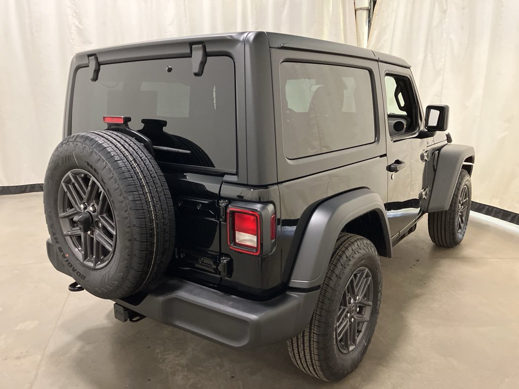 New 2026 Black Clear-Coat Exterior Paint Jeep Sport S image 19