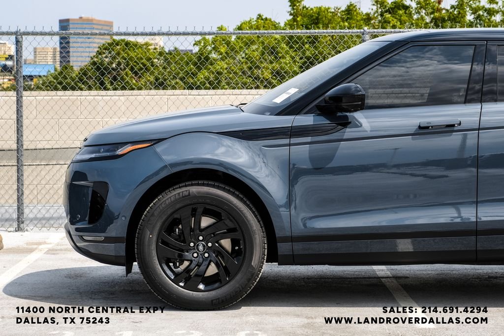 New 2026 Tribeca Blue Metallic Land Rover S image 14