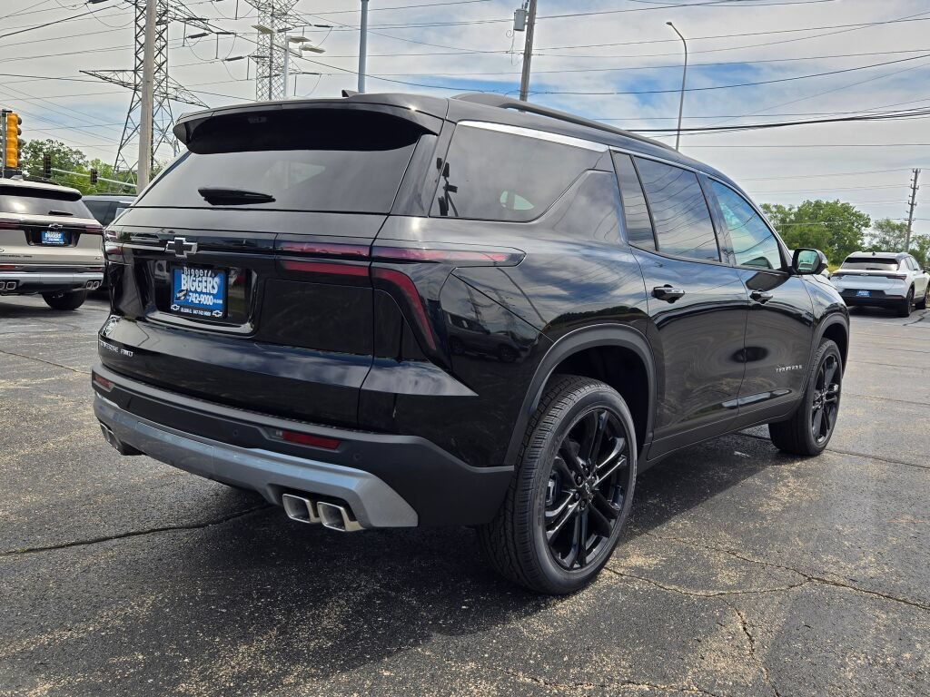 2026 Chevrolet Traverse LT - Photo 11