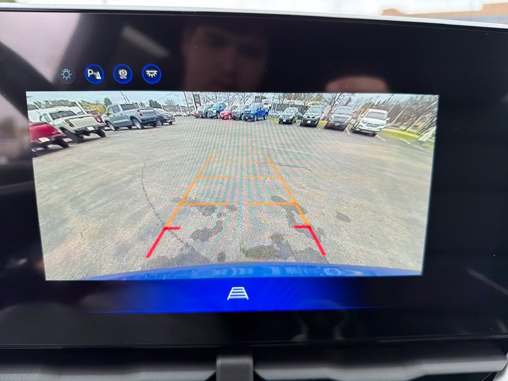 2027 Chevrolet Equinox LT - Photo 19