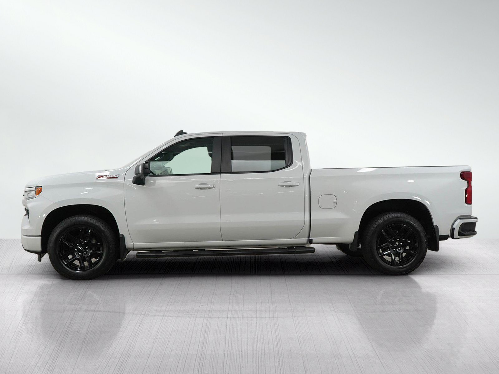 Used 2024 Chevrolet Silverado 1500 RST with VIN 1GCUDEED8RZ278958 for sale in White Bear Lake, Minnesota