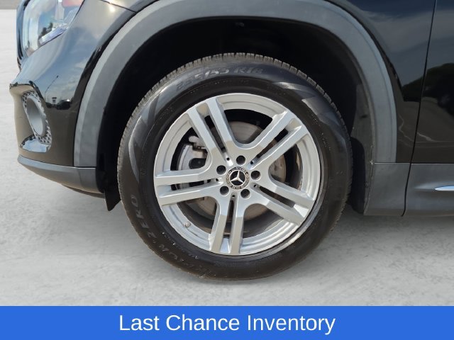 Used 2023 Black Mercedes-Benz GLB 250 image 23