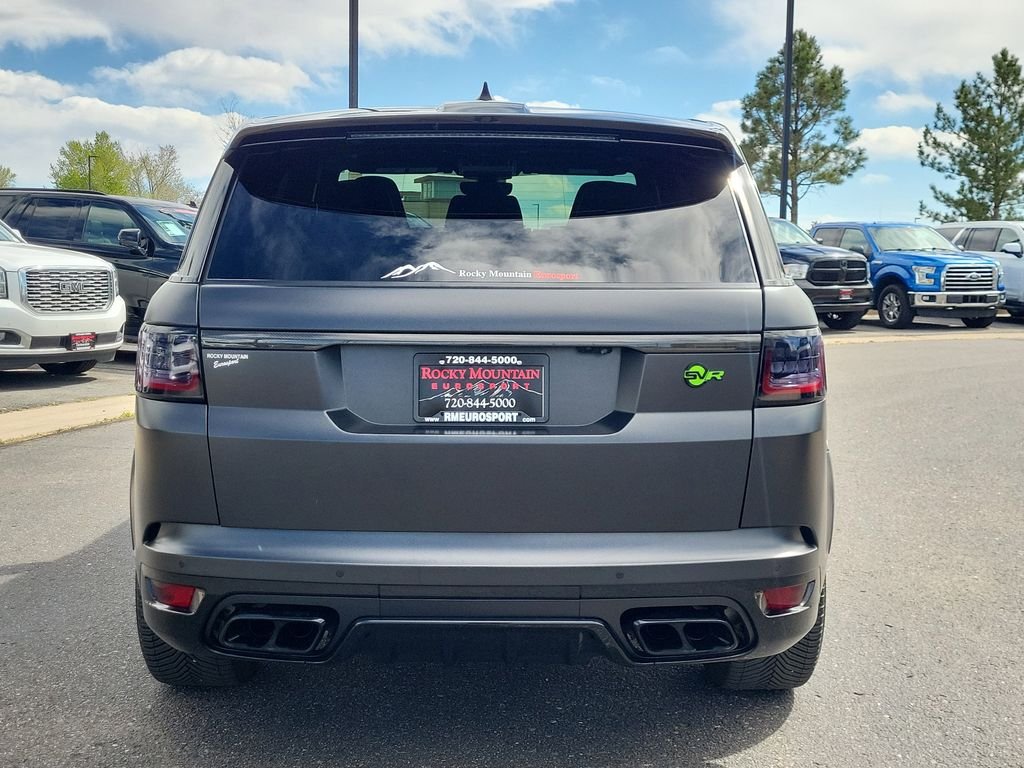 Used 2020  Land Rover SVR image 4