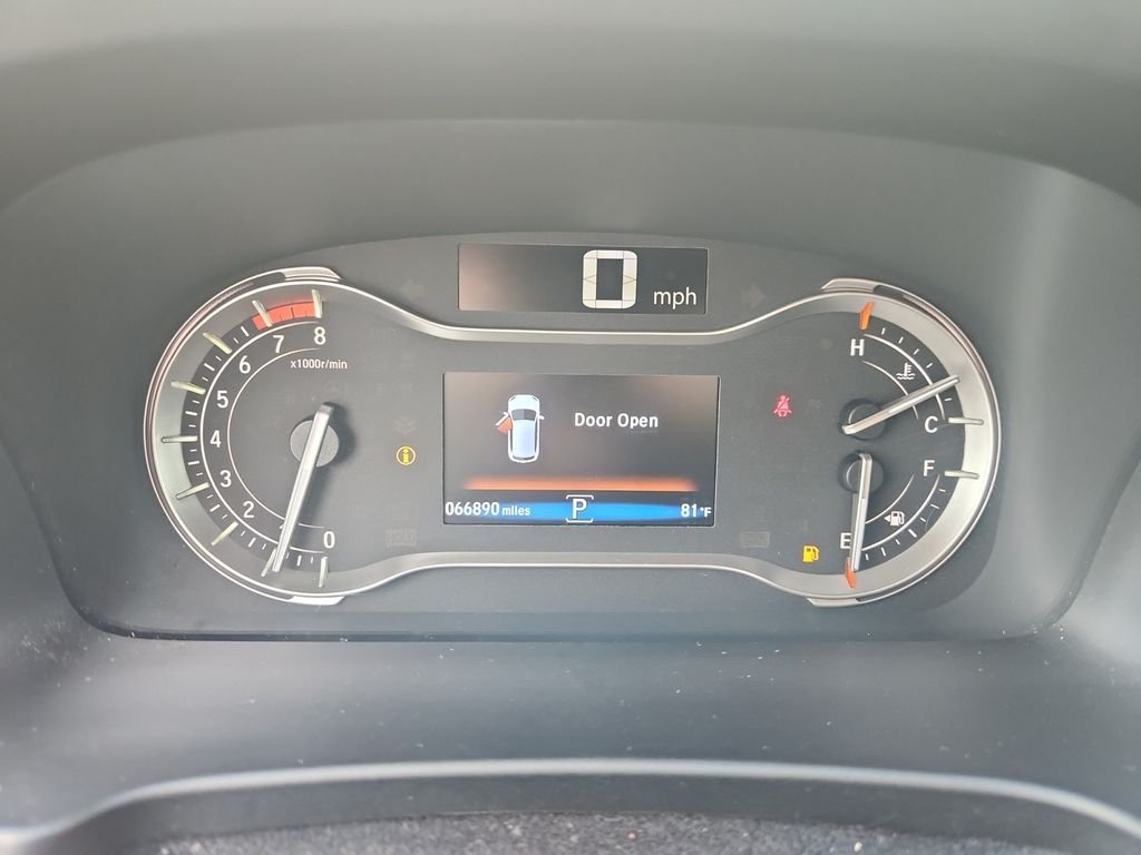 Used 2018  Honda EX image 14