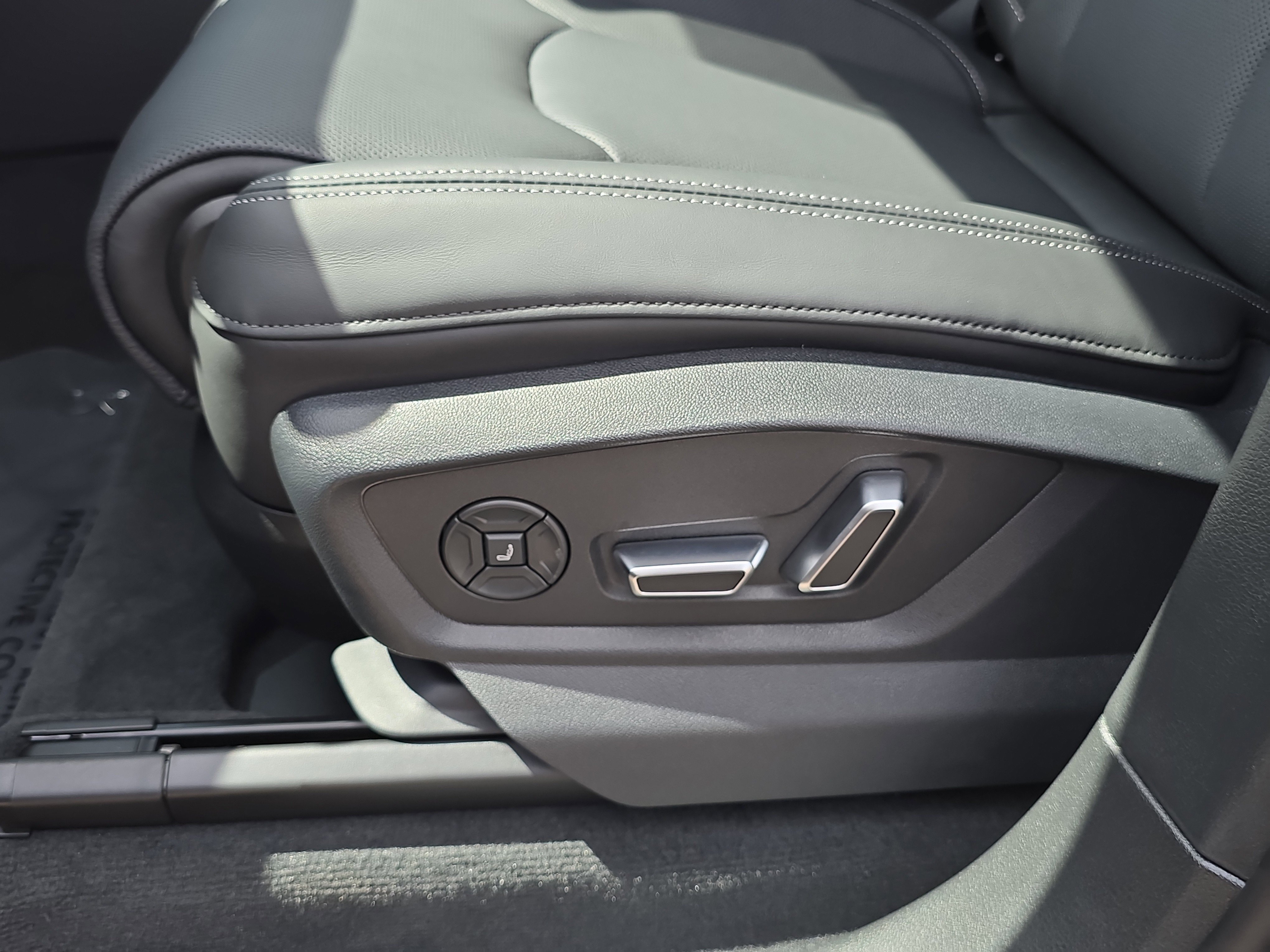 2025 Audi Q7 Prestige - Photo 20