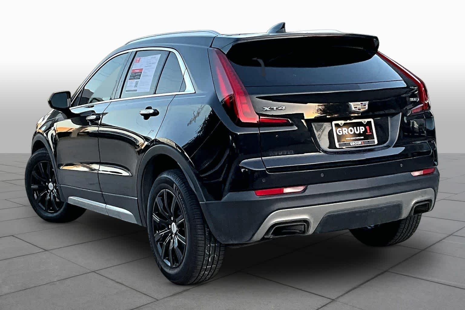 Used 2020 Stellar Black Metallic Cadillac FWD Premium Luxury image 11