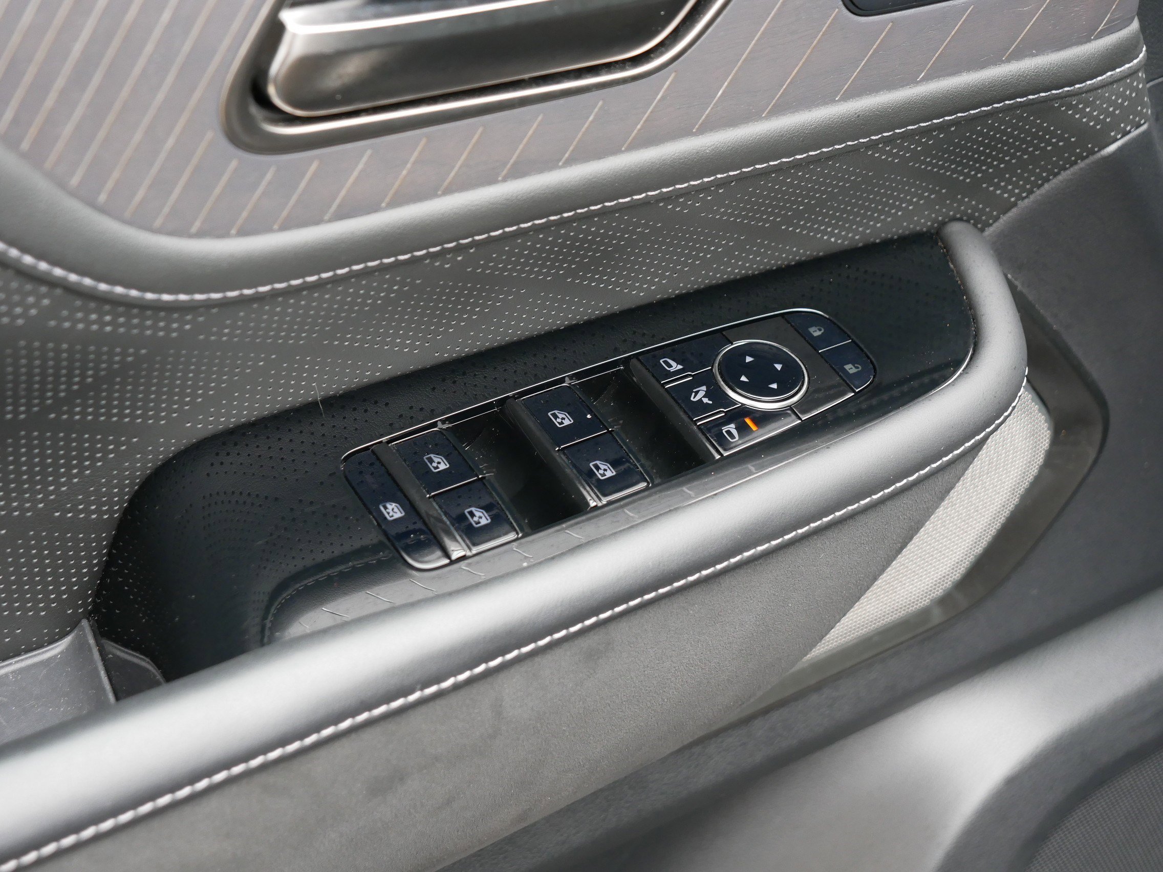 2025 INFINITI QX80 Autograph 4WD - Photo 19