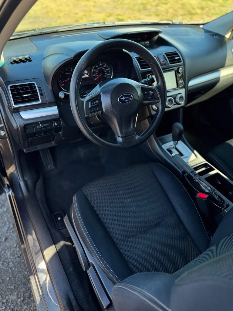 Used 2015 Dark Gray Metallic Subaru 2.0i Premium image 27