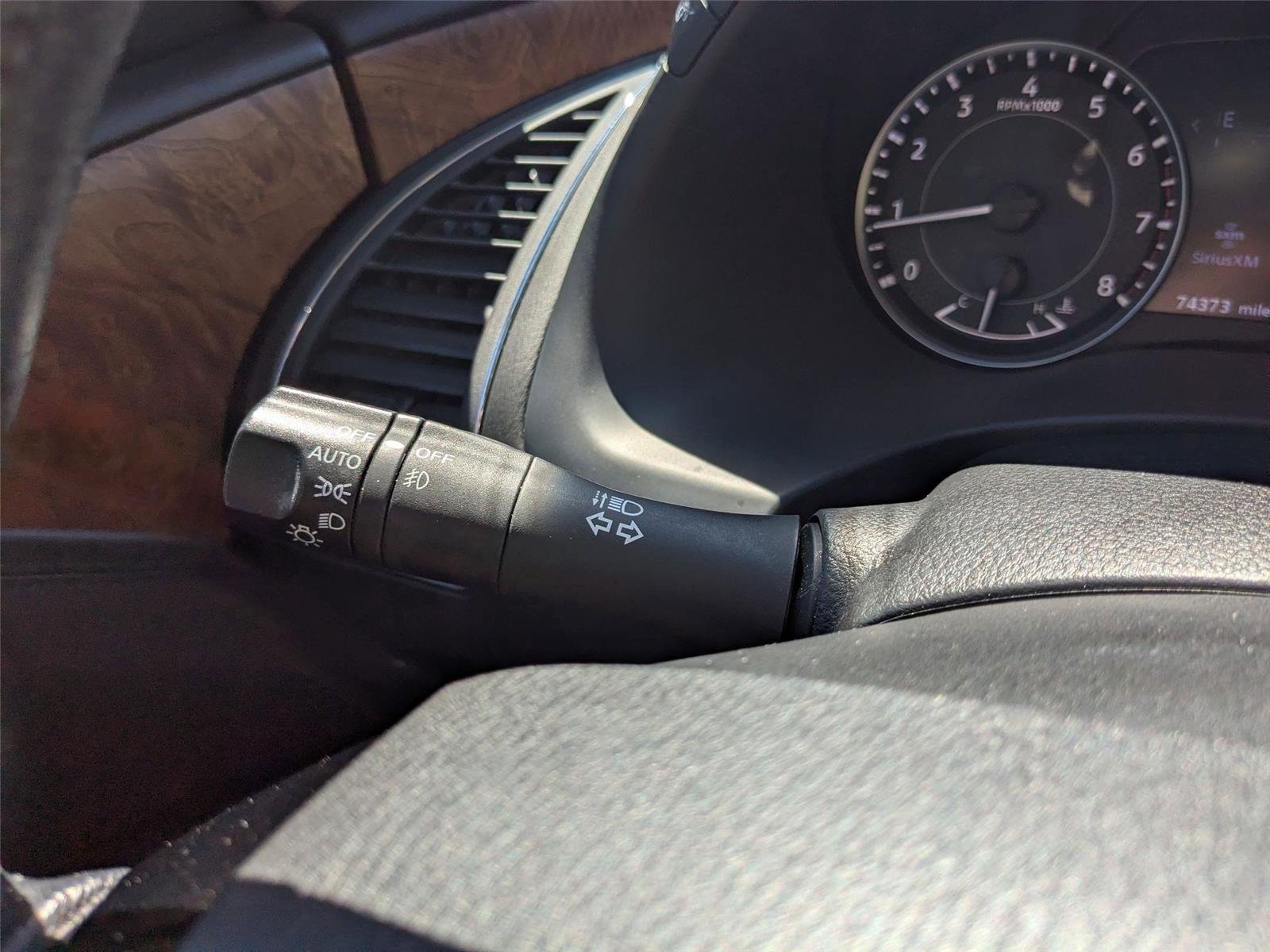 Used 2023 Brilliant Silver Metallic Nissan SL image 15