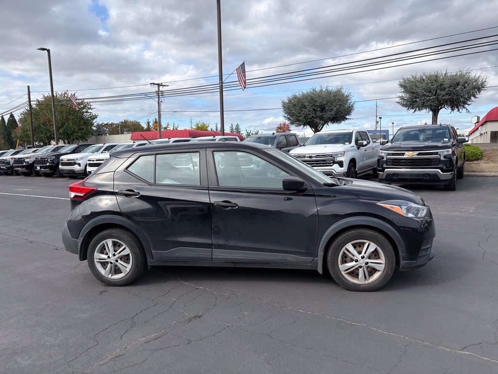 Used 2020 Super Black Nissan S image 4