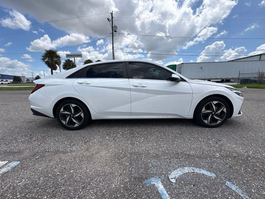 Used 2023 White Hyundai Limited image 2