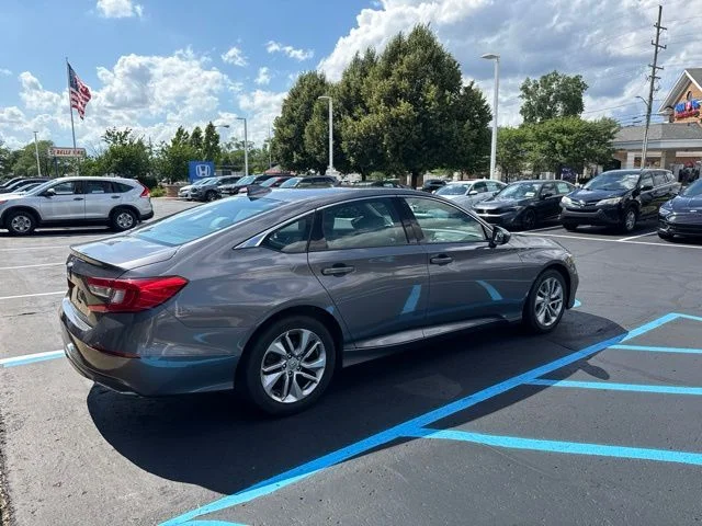 Used 2018 Gray Honda LX image 4