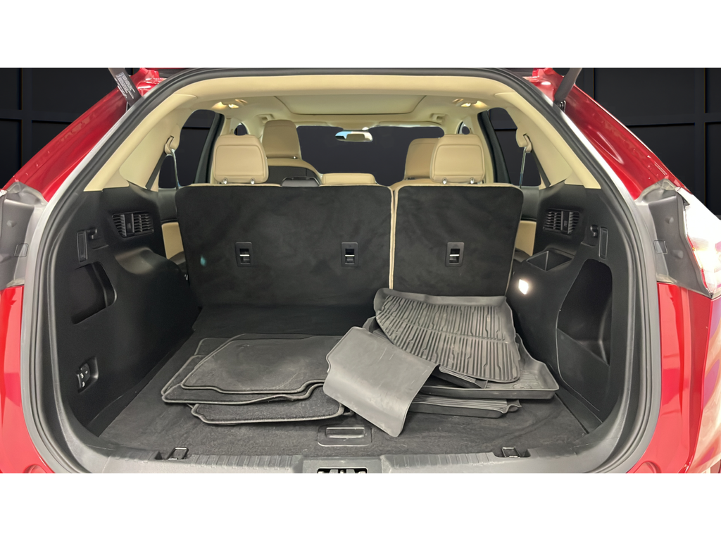 Used 2022 Rapid Red Metallic Tinted Clearcoat Ford SEL image 34