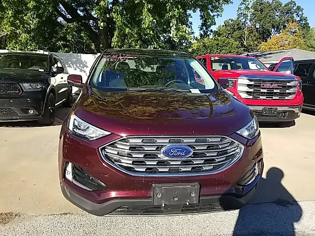 Used 2019 Red Ford SEL image 8