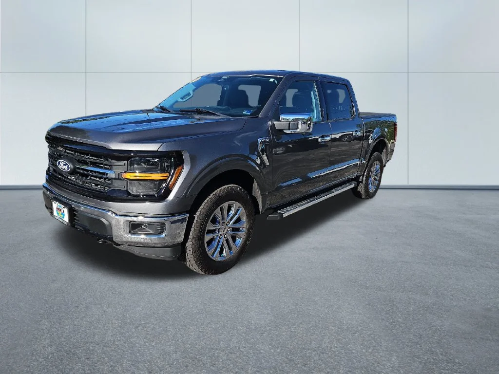 Used 2024 Gray Ford XLT image 1