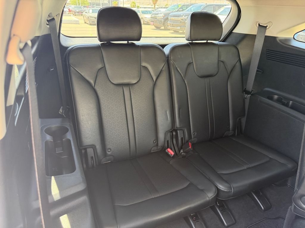 Used 2023 White Kia SX image 25