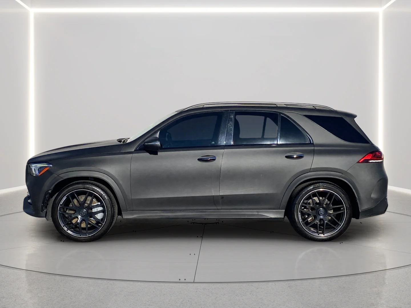 Used 2021 Obsidian Black Metallic Mercedes-Benz AMG® GLE 53 image 2