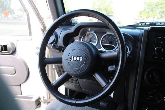 Used 2007 Silver Jeep Rubicon image 19