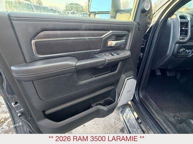 2026 RAM 3500 Laramie - Photo 13