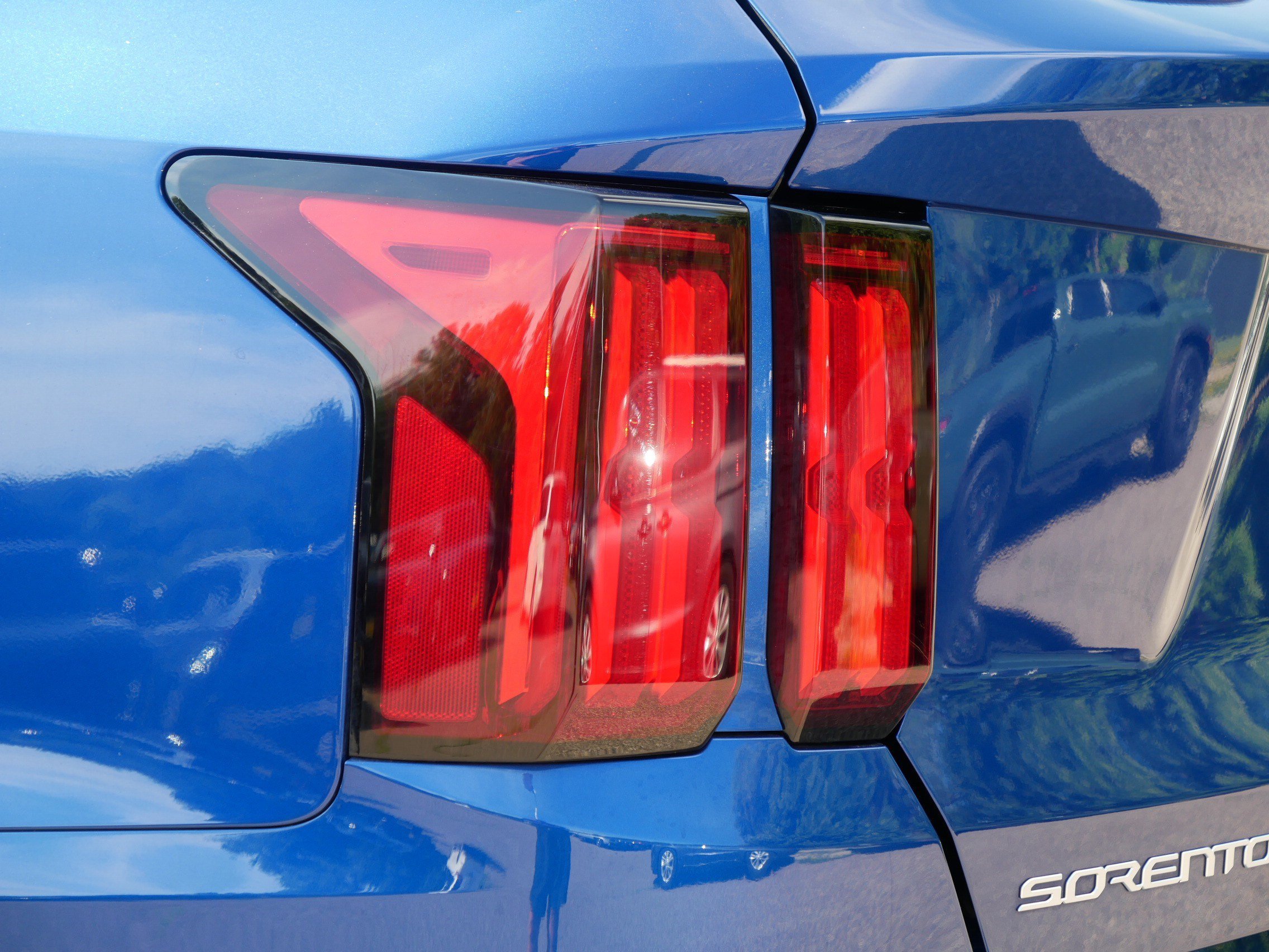 Certified Used 2023 Sapphire Blue Kia SX image 17