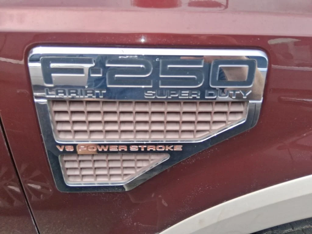 Used 2010  Ford  image 3