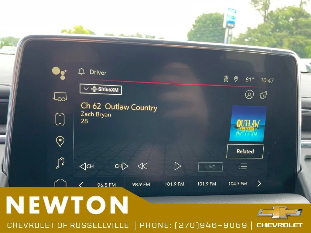 Used 2024 Onyx Black GMC SLT image 10