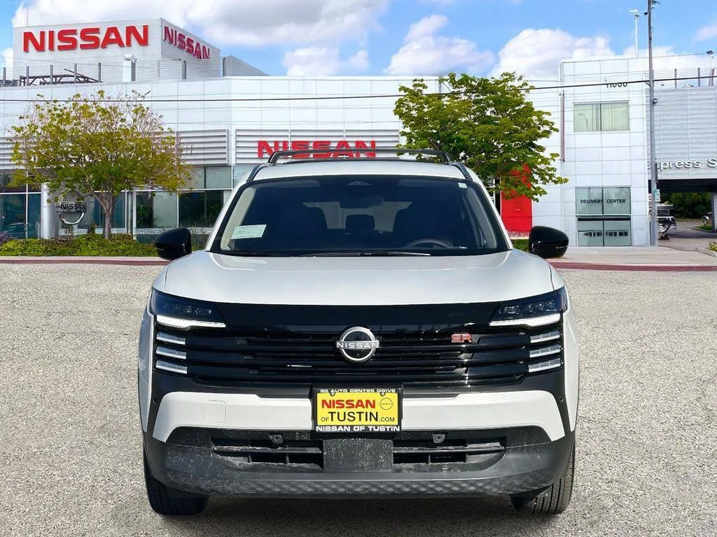 New 2026 Aspen White Tricoat Nissan SR image 6
