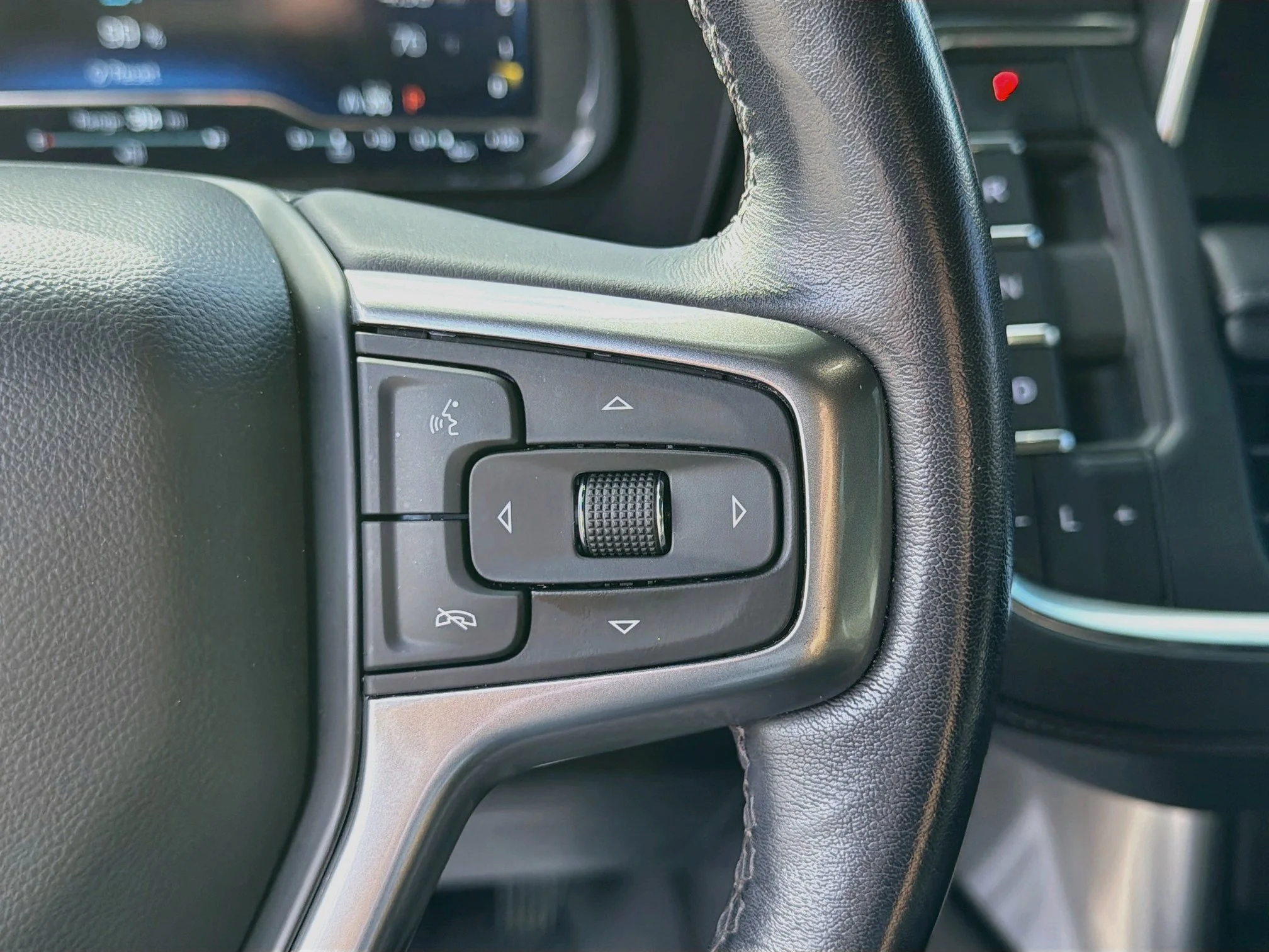 Used 2022 Cherry Red Tintcoat Chevrolet Z71 image 41