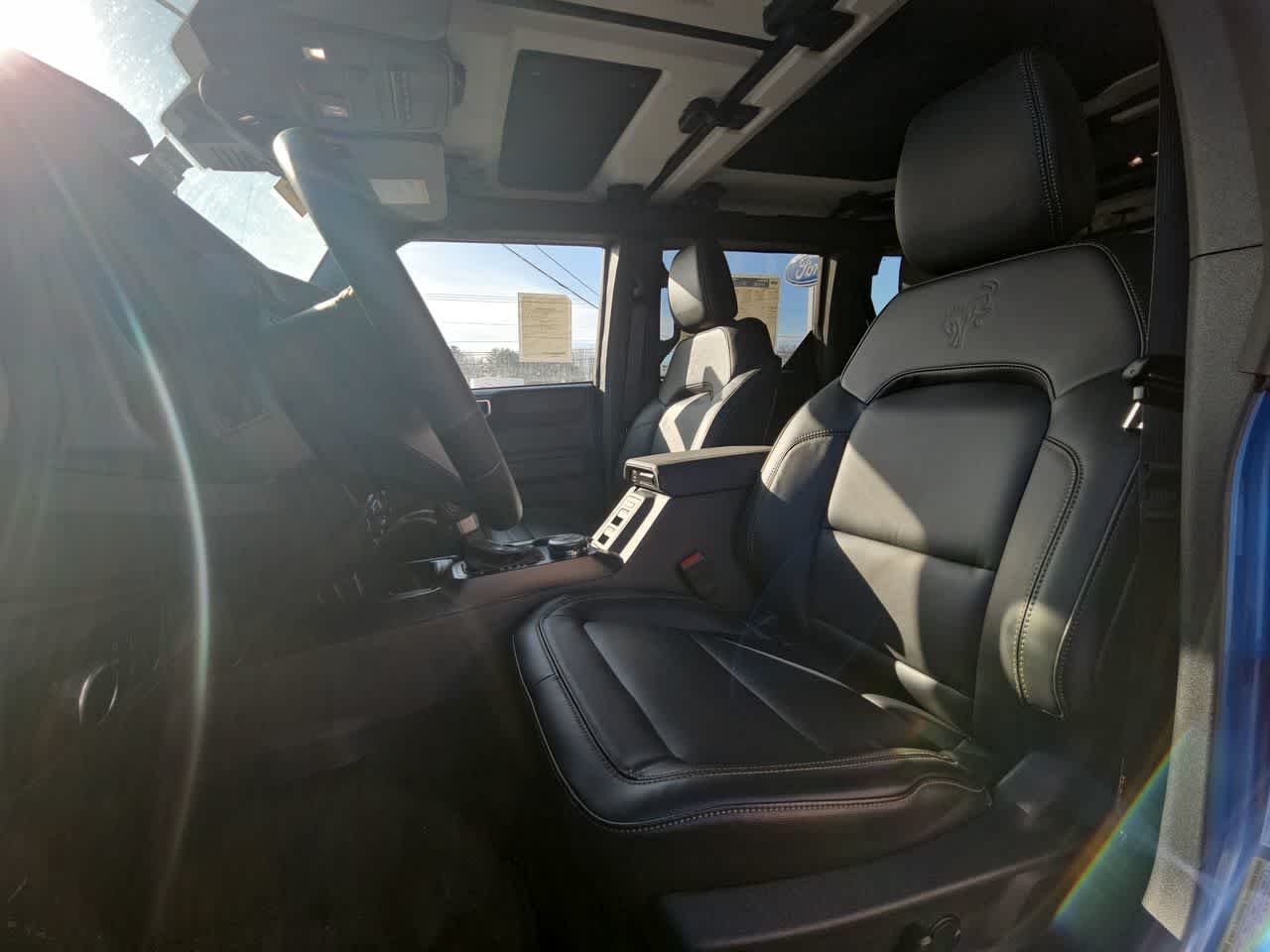 New 2025 Velocity Blue Metallic Ford Badlands image 12