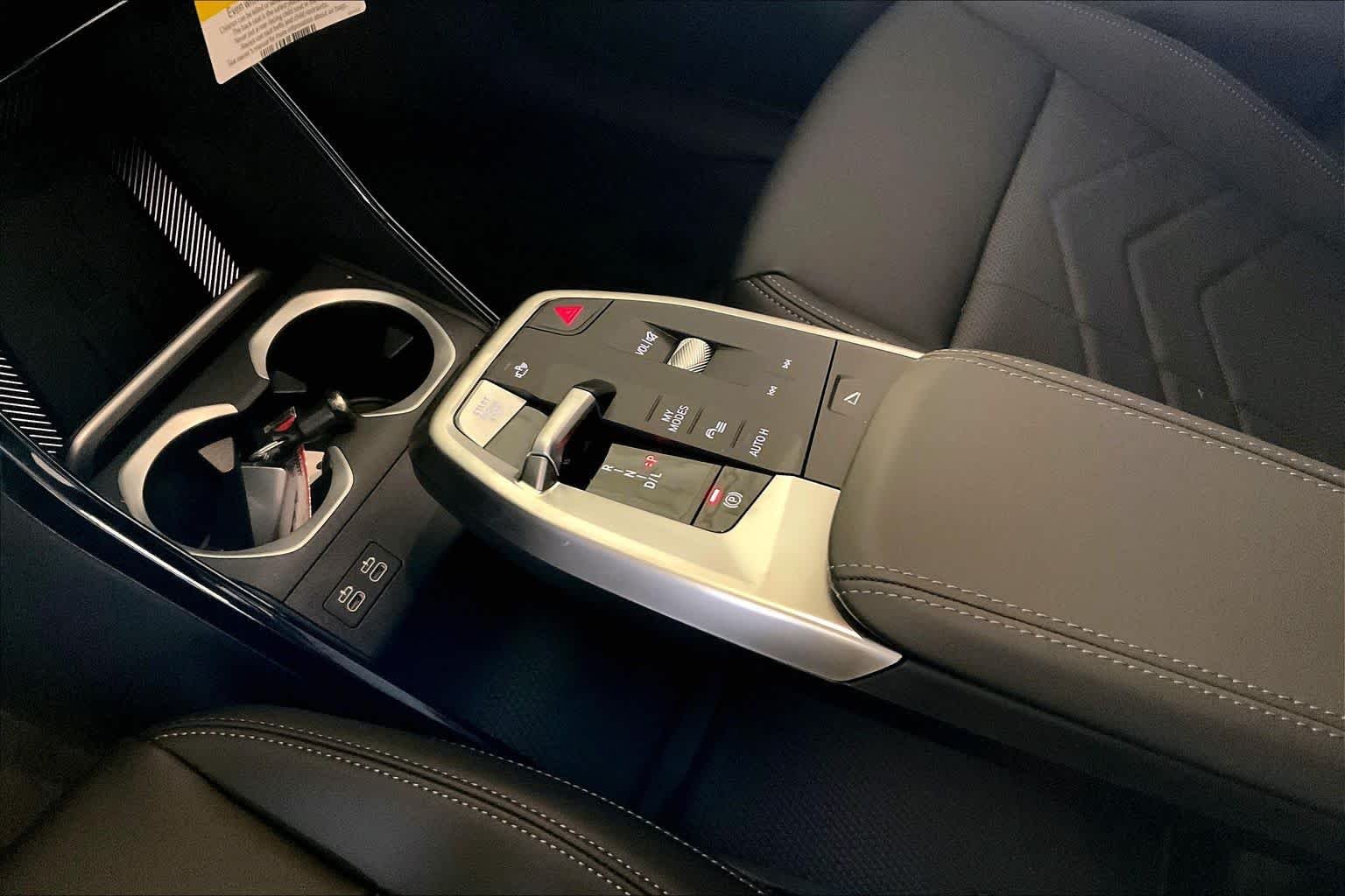 New 2026 Dune Grey Metallic BMW xDrive28i image 7