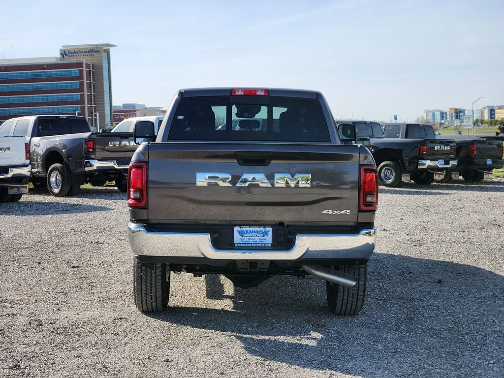 New 2026 Granite Crystal Metallic Clearcoat RAM Tradesman image 5