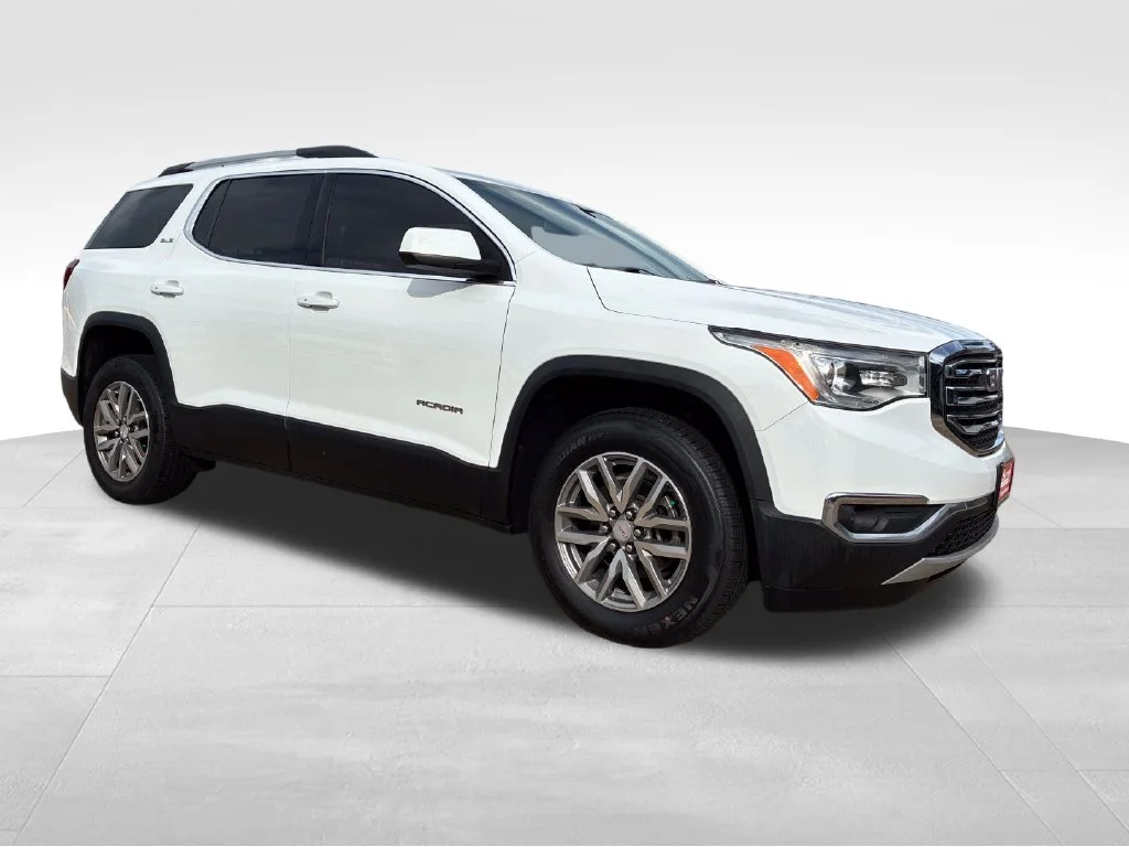Used 2017 White GMC SLE-2 image 8
