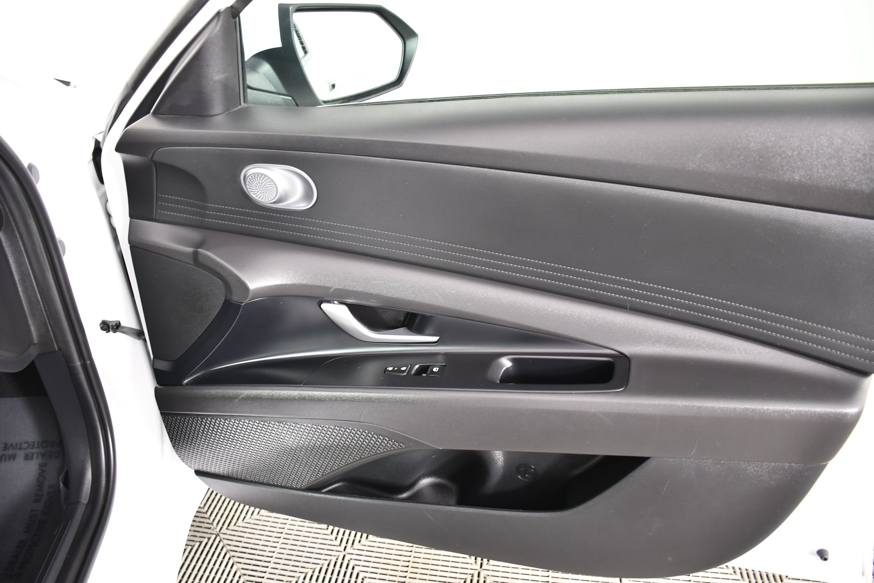 Used 2024 Serenity White Hyundai SEL image 38