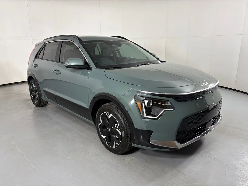 New 2026 Cityscape Green Kia WIND image 2