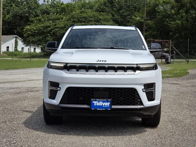 New 2026 Bright White Clear-Coat Exterior Paint Jeep  image 3