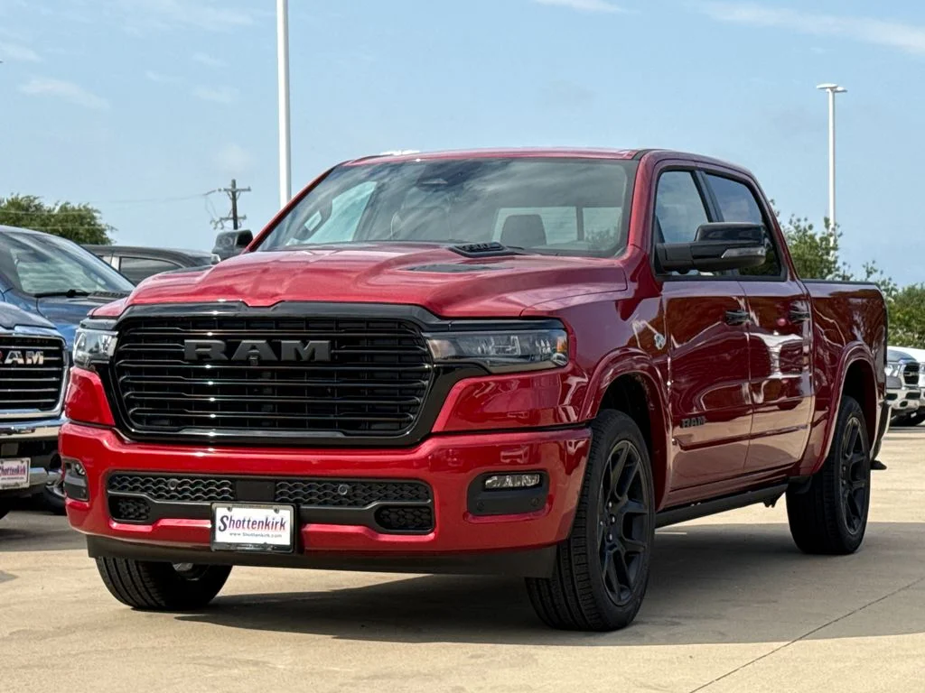 New 2026 Molten Red Pearl-Coat Exterior Paint RAM Laramie image 3